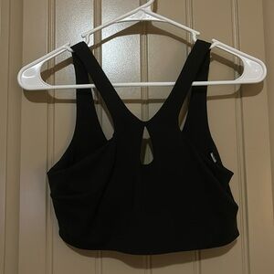 SmoothCover Front Cut-Out Yoga Bra